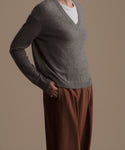 Thumbnail for video: Model wearing flynn in shadow.